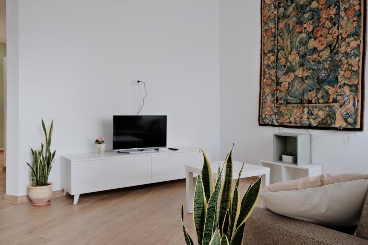 Relax-Comfort-Home City Center Porto Torres Exteriör bild